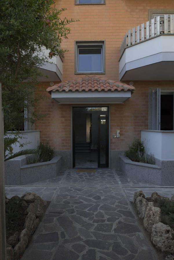 Rosa'S House Rome Airport Daire Fiumicino Dış mekan fotoğraf